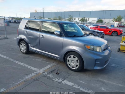 SCION XB 2012