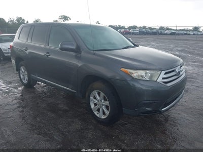 TOYOTA HIGHLANDER 2011