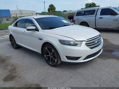 FORD TAURUS 2016