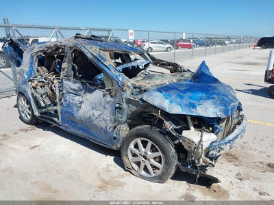 TOYOTA PRIUS C 2014