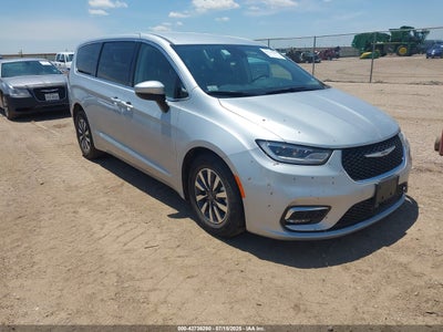 CHRYSLER PACIFICA HYBRID 2023