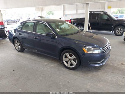 VOLKSWAGEN PASSAT 2013