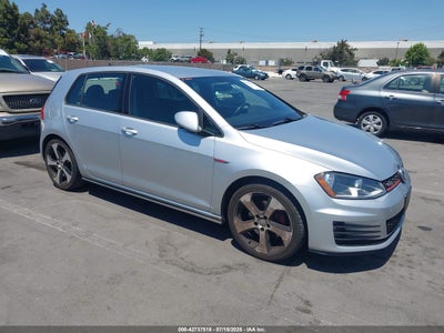 VOLKSWAGEN GOLF GTI 2016