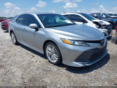 TOYOTA CAMRY 2018