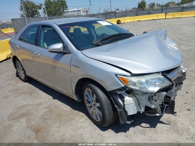 TOYOTA CAMRY HYBRID 2012