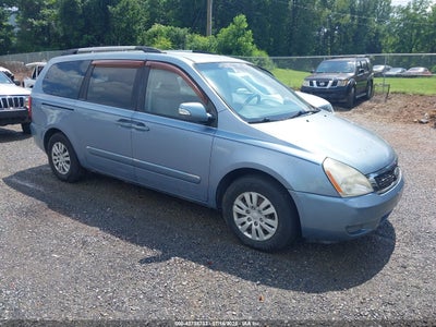 KIA SEDONA 2011