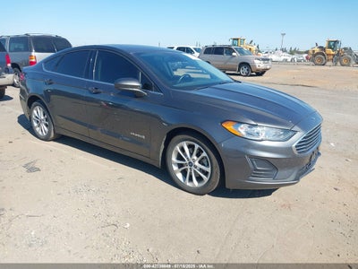 FORD FUSION HYBRID 2019