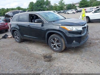 TOYOTA HIGHLANDER 2016