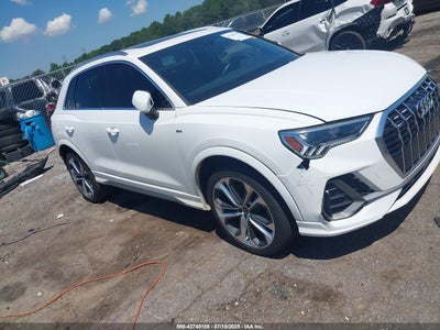 AUDI Q3 2021