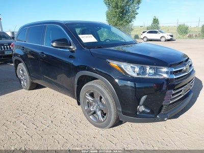 TOYOTA HIGHLANDER 2017
