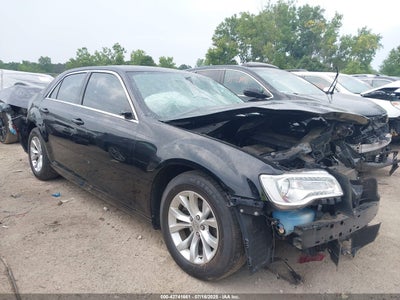 CHRYSLER 300 2016
