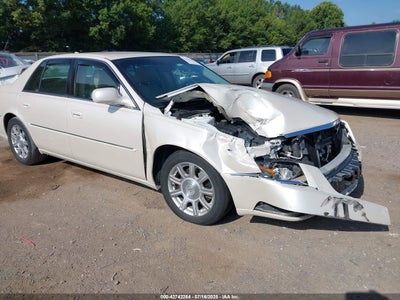 CADILLAC DTS 2011