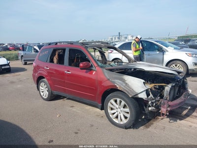 SUBARU FORESTER 2012