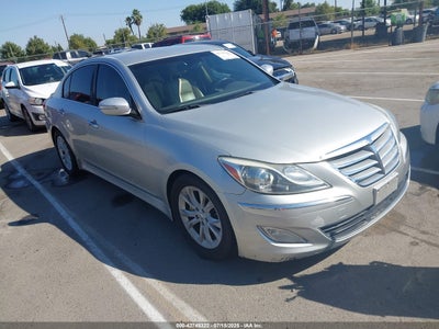 HYUNDAI GENESIS 2012