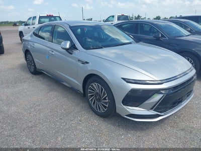 HYUNDAI SONATA HYBRID 2025