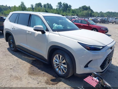 TOYOTA GRAND HIGHLANDER 2024