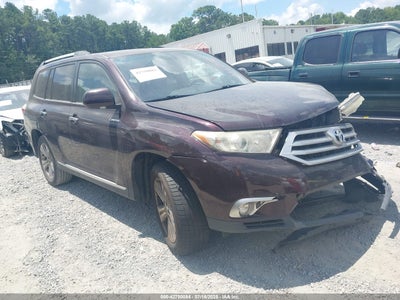 TOYOTA HIGHLANDER 2011