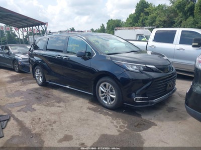 TOYOTA SIENNA 2023