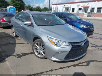 TOYOTA CAMRY 2015