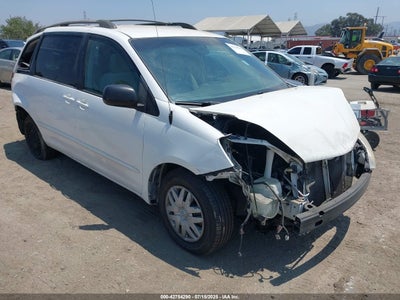 TOYOTA SIENNA 2006