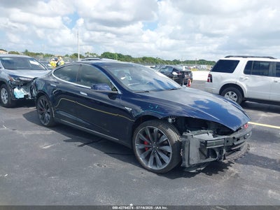 TESLA MODEL S 2015