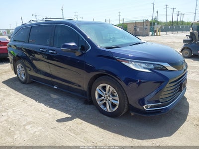 TOYOTA SIENNA 2022