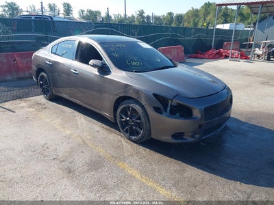 NISSAN MAXIMA 2013