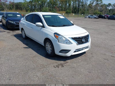NISSAN VERSA 2017