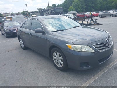 TOYOTA CAMRY 2011