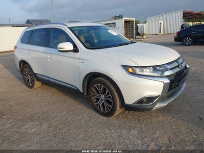 MITSUBISHI OUTLANDER 2016