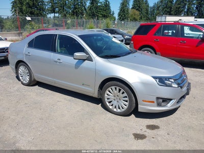 FORD FUSION HYBRID 2012