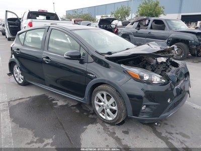 TOYOTA PRIUS C 2018