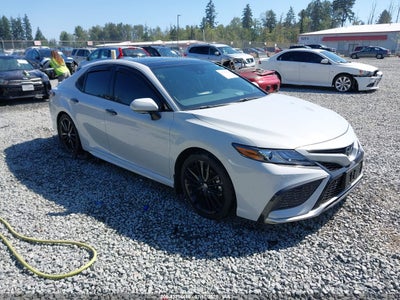 TOYOTA CAMRY 2024