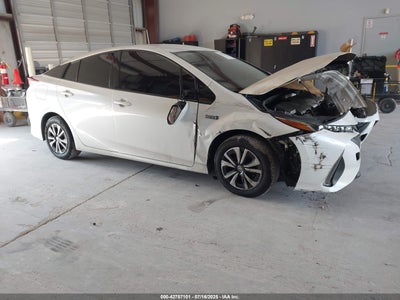 TOYOTA PRIUS PRIME 2017