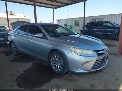 TOYOTA CAMRY HYBRID 2016