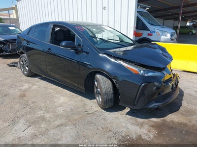 TOYOTA PRIUS 2019