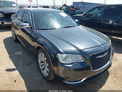 CHRYSLER 300 2018