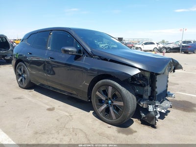 BMW IX 2025