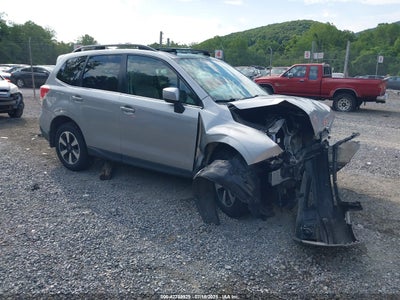 SUBARU FORESTER 2018