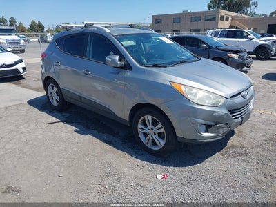 HYUNDAI TUCSON 2013