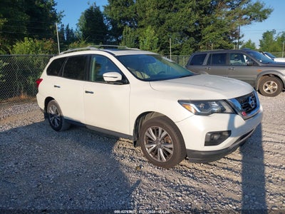 NISSAN PATHFINDER 2017