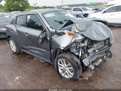 NISSAN JUKE 2015