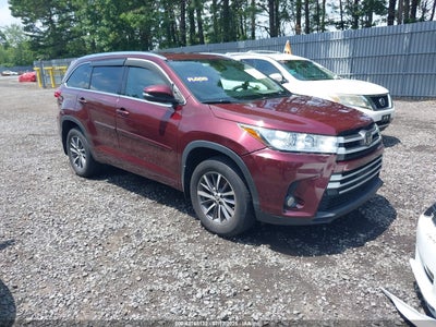 TOYOTA HIGHLANDER 2017