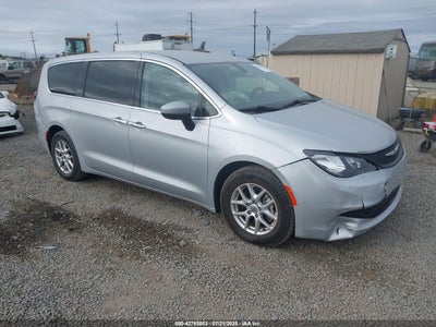 CHRYSLER VOYAGER 2022