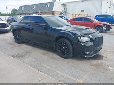 CHRYSLER 300 2016