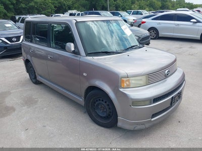SCION XB 2004