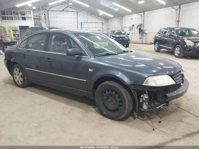 VOLKSWAGEN PASSAT 2001