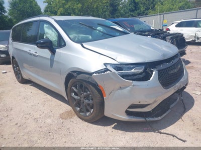 CHRYSLER PACIFICA 2024