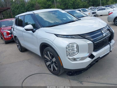 MITSUBISHI OUTLANDER 2025