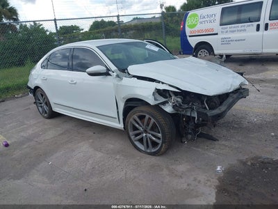 VOLKSWAGEN PASSAT 2016